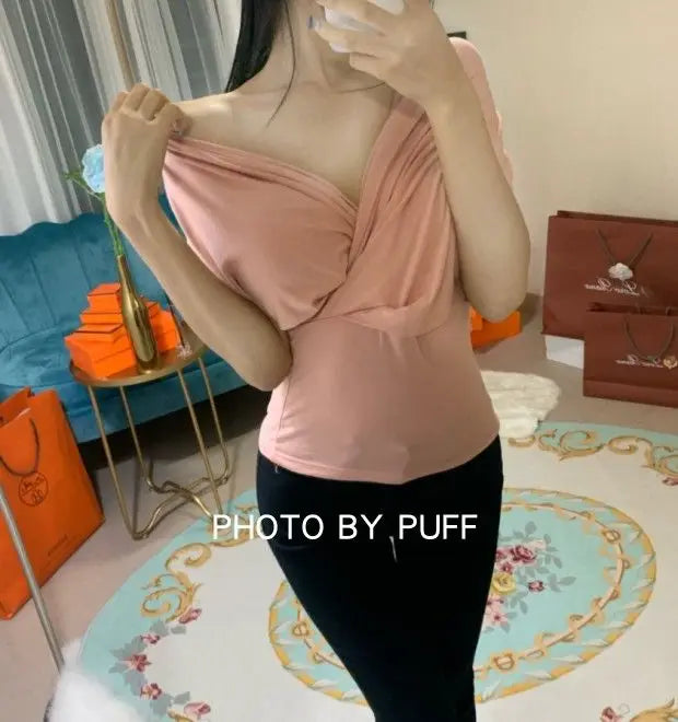 🌸 KK BRAND V-NECK SLEEVELESS T-SHIRT TOP – CLASSIC STYLE MEETS SOFT, BREATHABLE COMFORT |2025