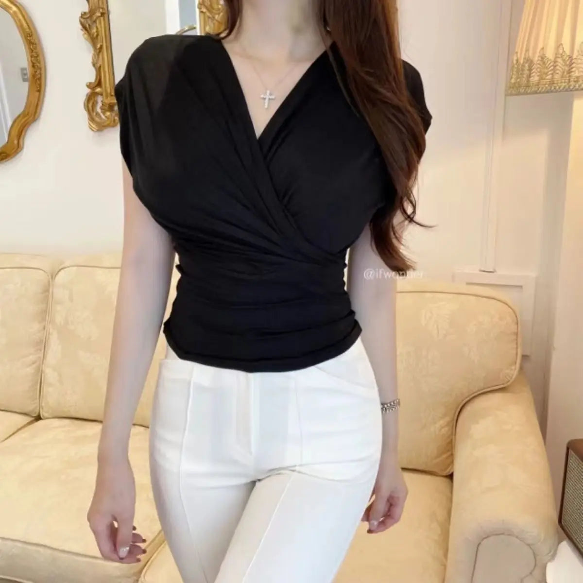 🌸 KK BRAND V-NECK SLEEVELESS T-SHIRT TOP – CLASSIC STYLE MEETS SOFT, BREATHABLE COMFORT |2025