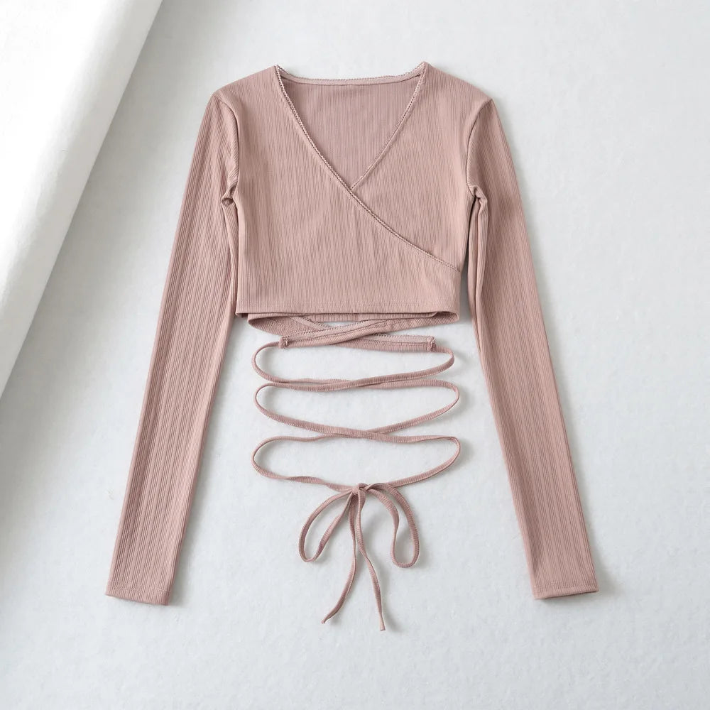 ✨ KK BRAND AMERICAN RETRO V-NECK BANDAGE TOP –SHIRT  SLEEK. STRUCTURED. EFFORTLESSLY RETRO .| 2025 ✨