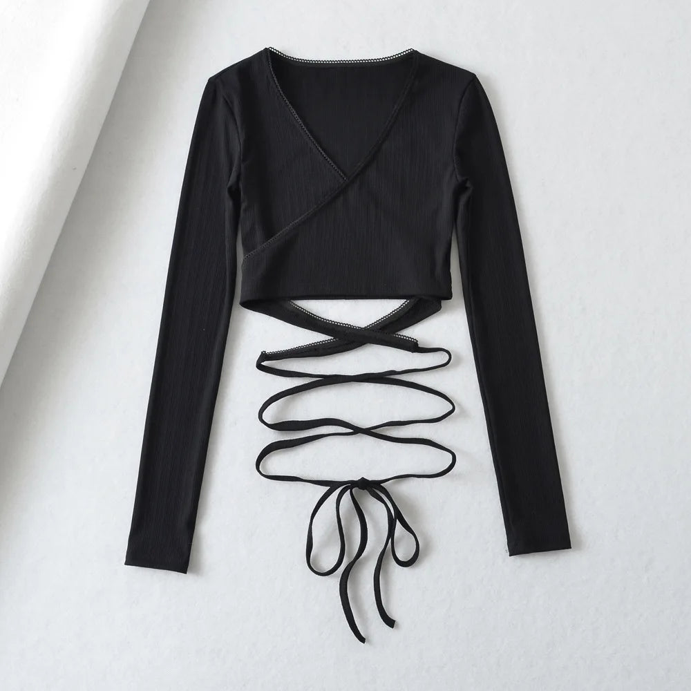 ✨ KK BRAND AMERICAN RETRO V-NECK BANDAGE TOP –SHIRT  SLEEK. STRUCTURED. EFFORTLESSLY RETRO .| 2025 ✨