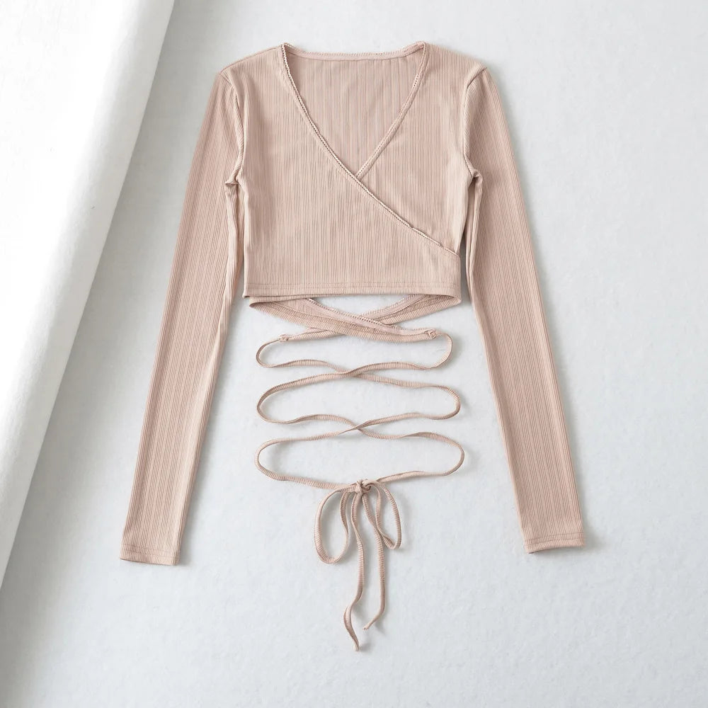 ✨ KK BRAND AMERICAN RETRO V-NECK BANDAGE TOP –SHIRT  SLEEK. STRUCTURED. EFFORTLESSLY RETRO .| 2025 ✨